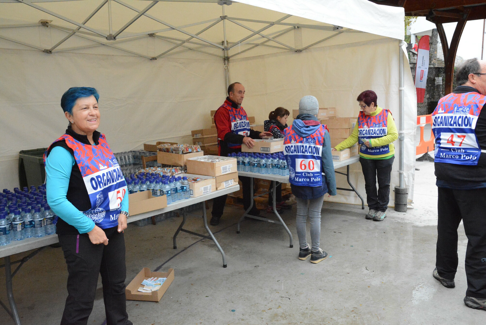 Foto 97 de la avituallamiento y mirador - Galería de la Subida a Artxanda 2019